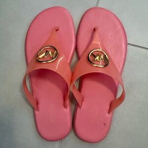 Michael Kors “Carmen” PVC jelly thong sandal 9M